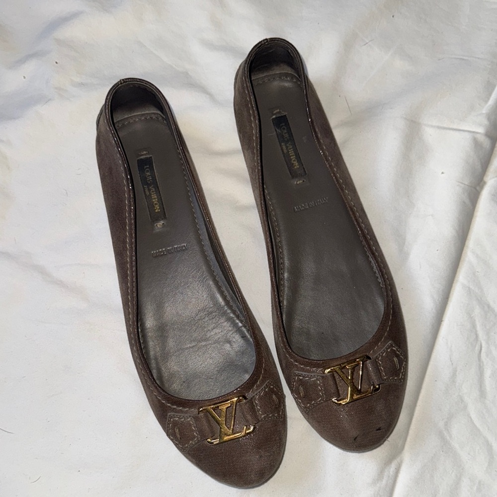 Louis Vuitton Brown Flats Moccasin Style